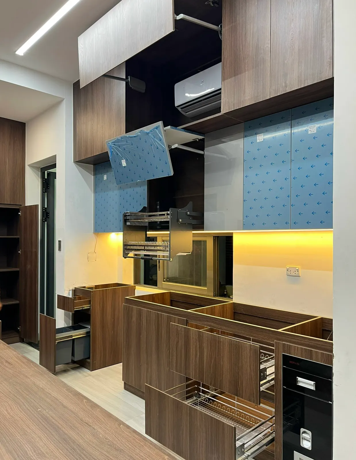 Residential & office interiors 3