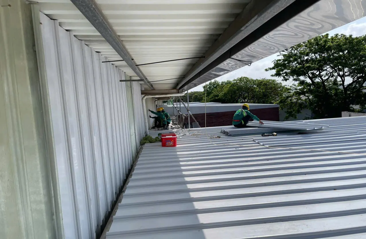 Sample room re-roofing — Ben Luc 9