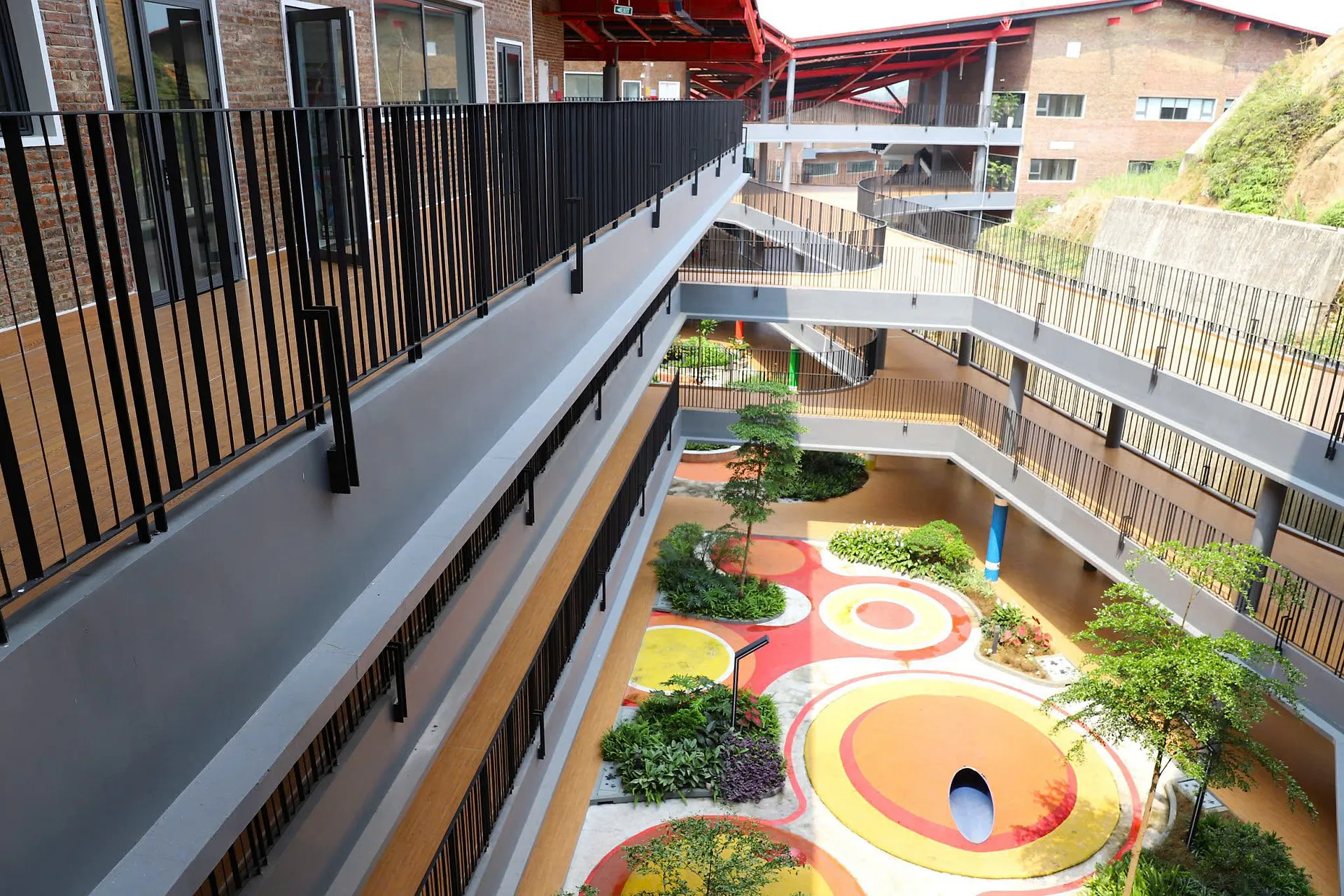 International school 2