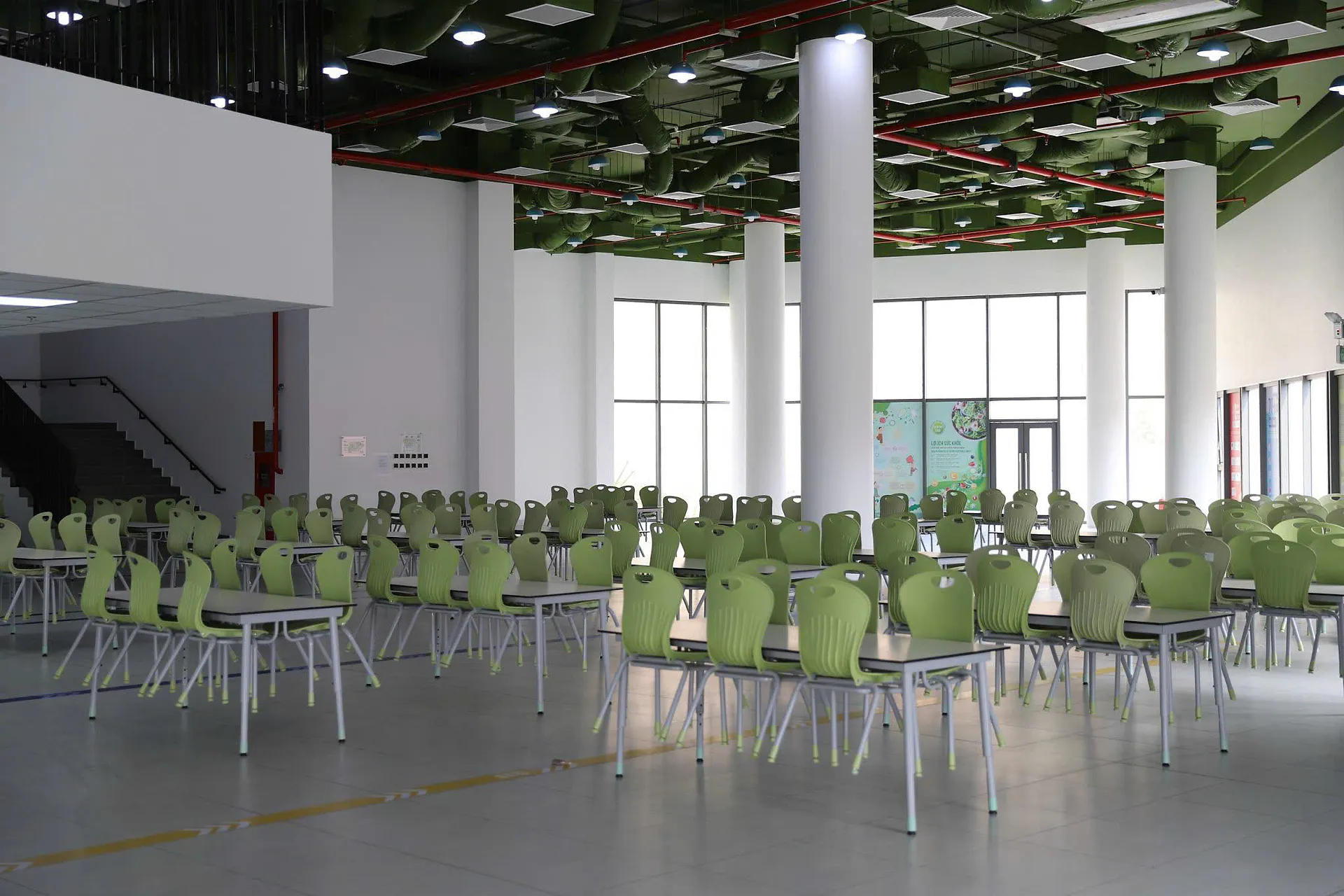 International school 8