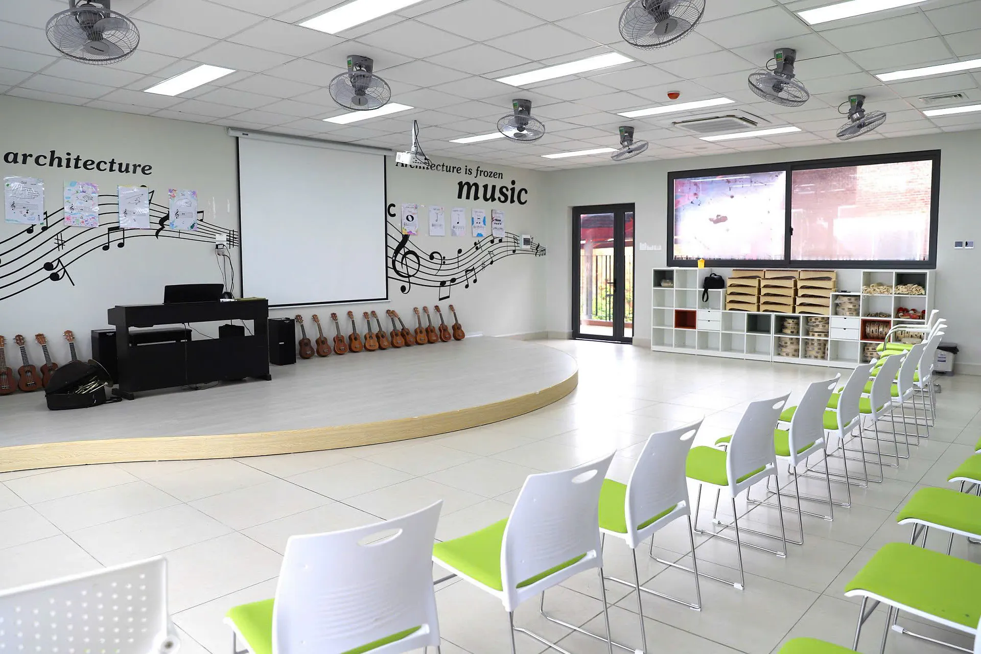 International school 9